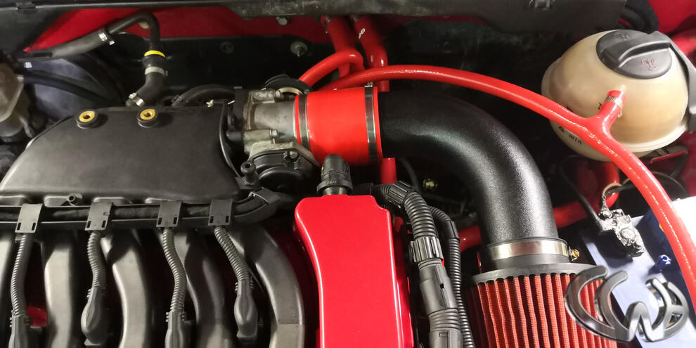 Love a bit of crackle black!